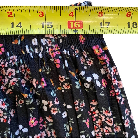 NWOT Loft pleated skirt - Picture 5 of 11